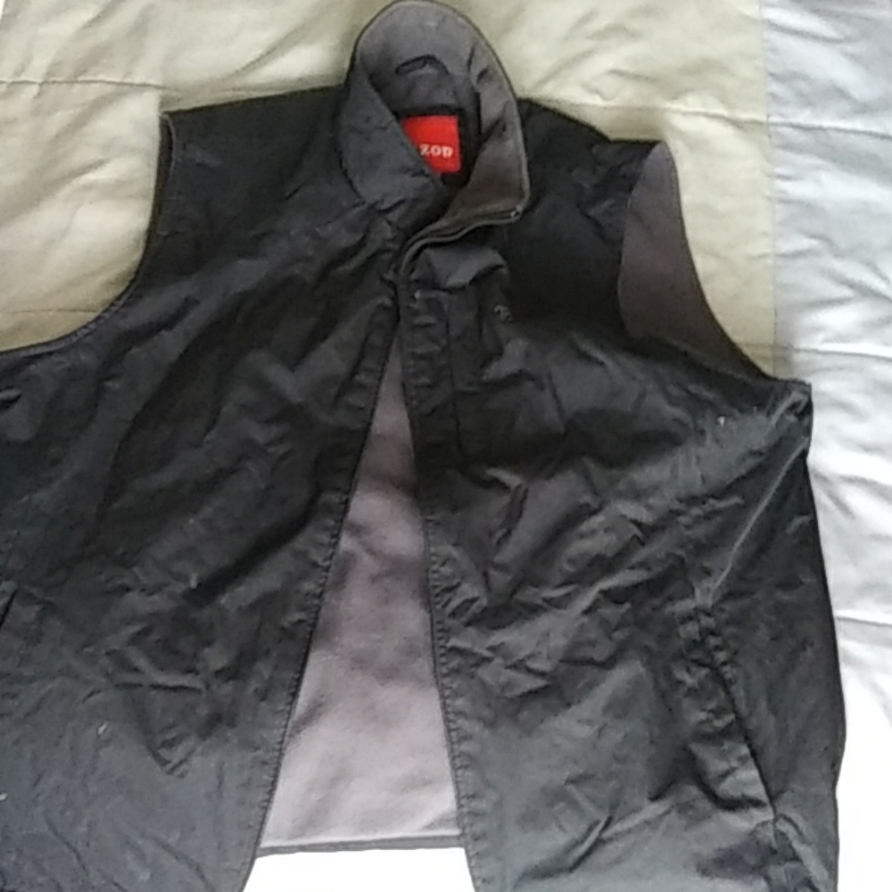 Mens IZOD Vest